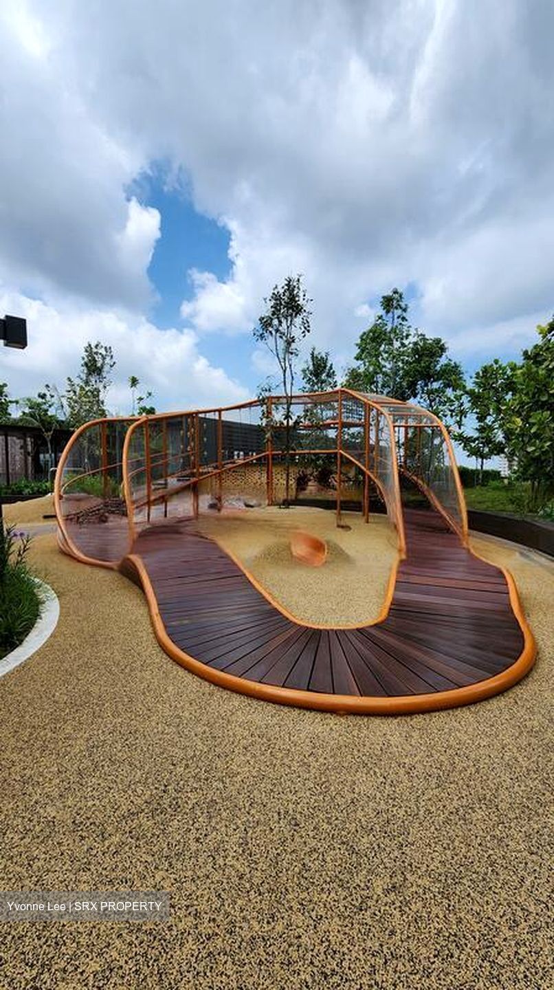 Pasir Ris Drive 8 (D18), Condominium #459539481